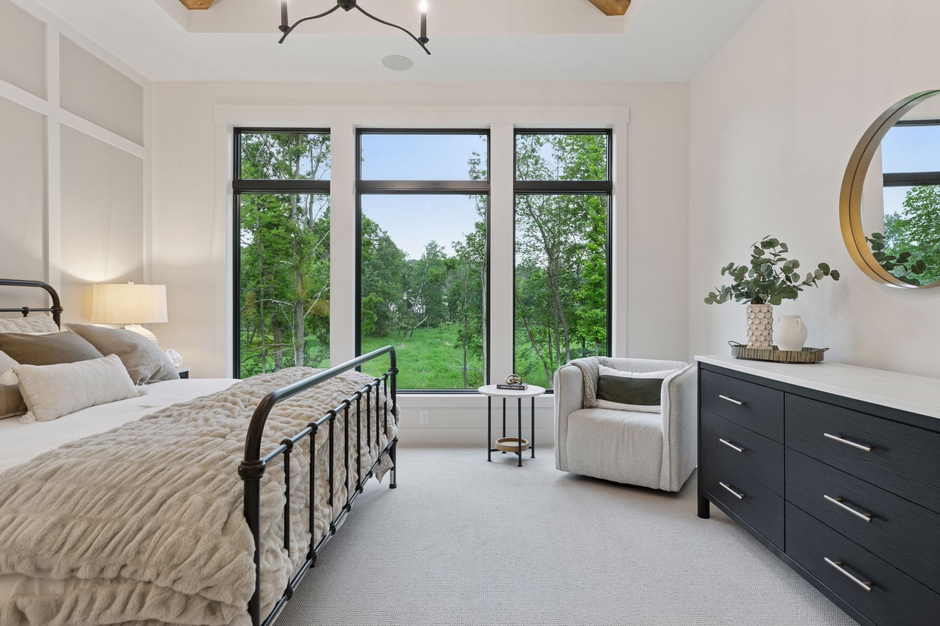 Owner’s suite window views